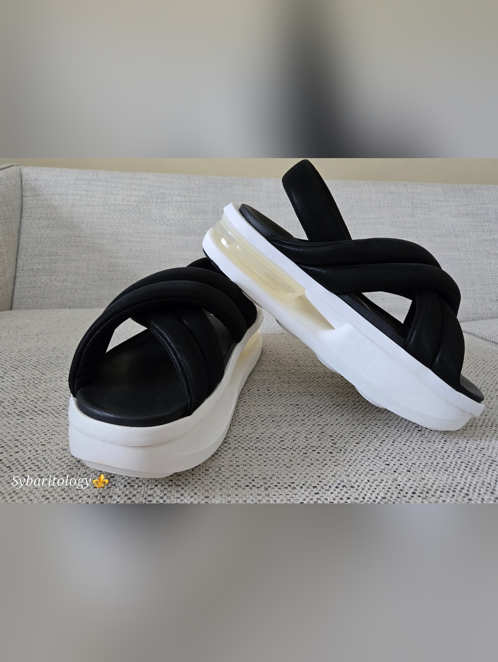 NWT NIKE AIR MAX ISLA Women's Black Platform Slide Sandals Size: 11/43 - Picture 10 of 13